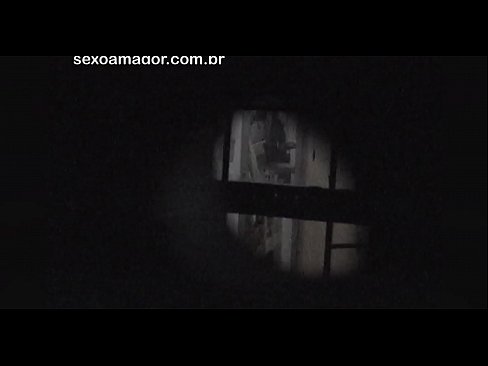 ❤️ Blondie bi dizî ji hêla dengbêjek taxê ve ku li pişt kerpîçên vala veşartiye, vîdyoyek tê kişandin ️ Sluts li ku.cassino-vulkan646.ru ❌️